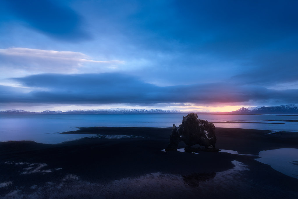 Iceland - Hvitserkur